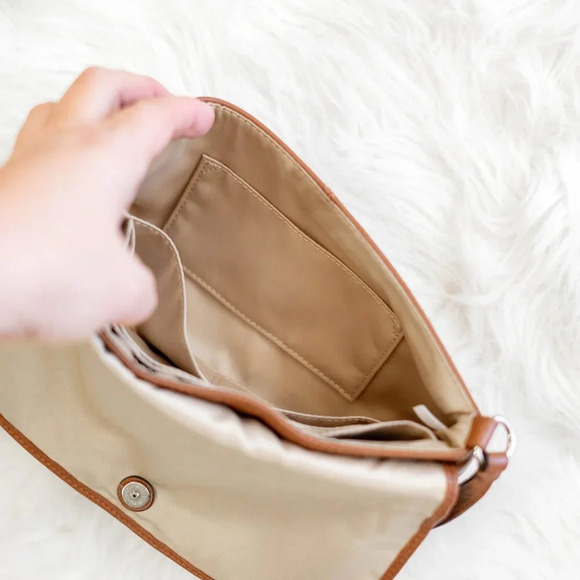 COACH F51821 PARK SADDLE BROWN PEBBLED LEATHER MINI BAG WRISTLET WALLET CLUTCH - Picture 10 of 14